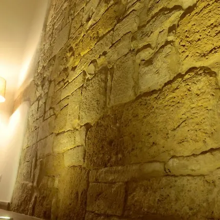 Deshome Гостьовий будинок